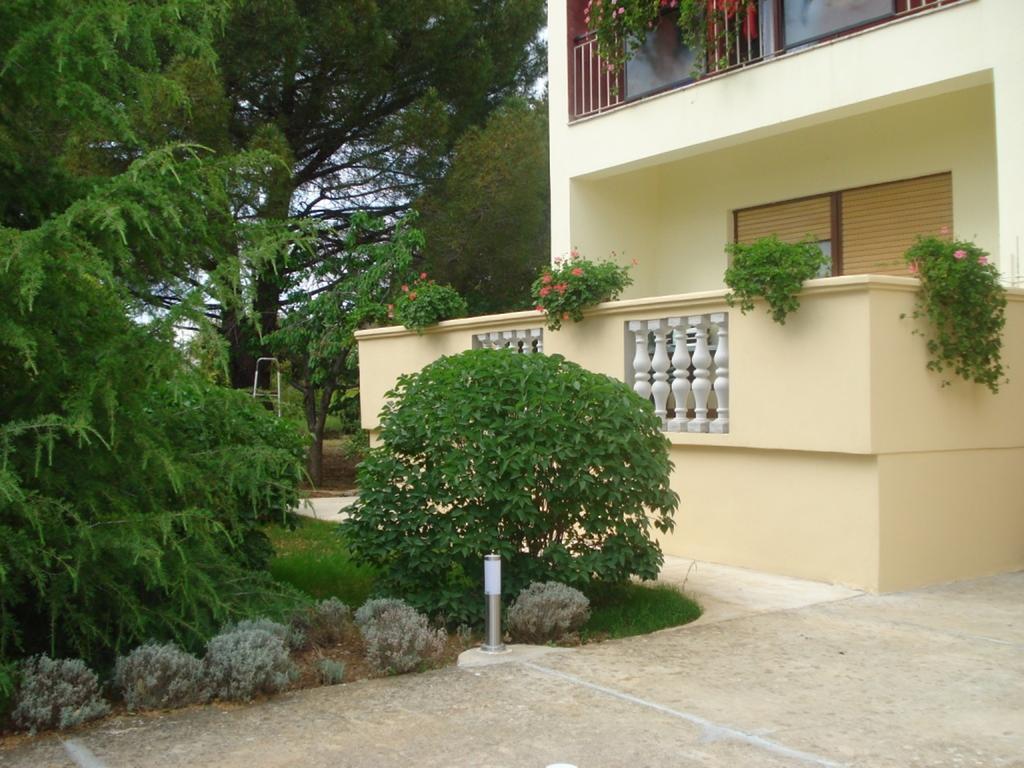Apartments Xenia Петркане Стая снимка